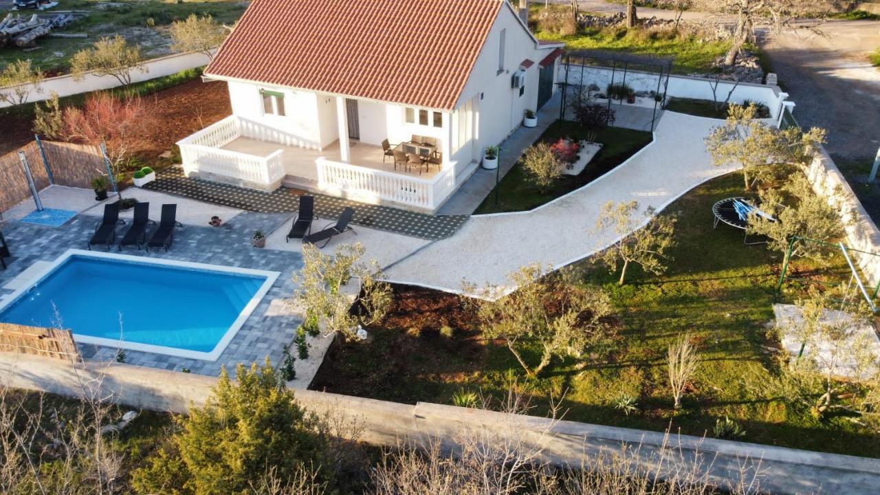Mediterranean Olive Waterfallskrka-croatia * Gulin